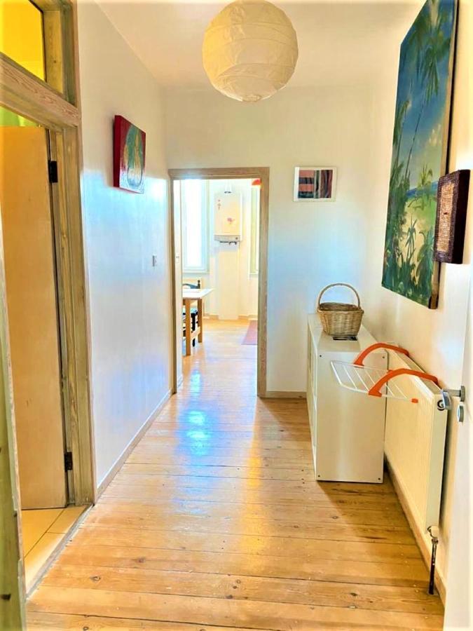 Splendid 1 Bedroom Flat + Terrace London Exterior photo
